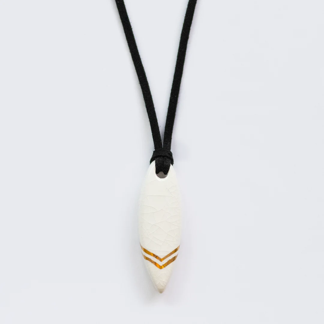 Ceramic pendant surf