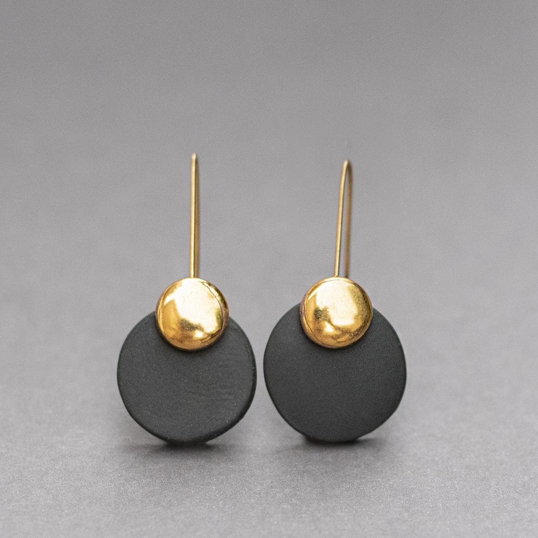 Pendientes negros para eventos